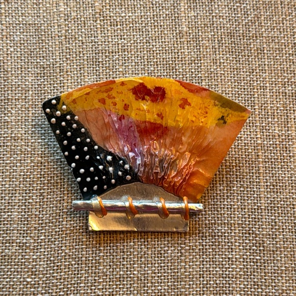 Signed brooch pin 3d artwork - Picture 1 of 3